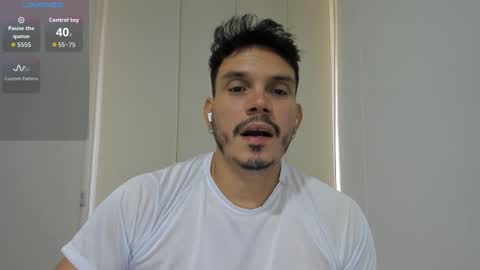 Alejandro online show from October 2025 04:47:02 PM