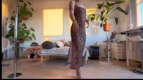 Snapshot of legsylegsinton chatting on May 2026 06:58:01 PM legsylegsinton online show from May 2026 06:58:01 PM