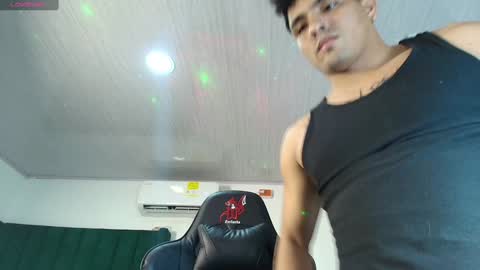 Snapshot of lei_77 chatting on January 2025 07:50:02 PM Lei online show from January 2025 07:50:02 PM