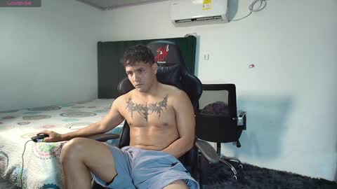 Snapshot of lei_77 chatting on January 2025 12:22:02 AM Lei online show from January 2025 12:22:02 AM