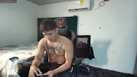 Snapshot of lei_77 chatting on January 2025 12:13:01 AM Lei online show from January 2025 12:13:01 AM