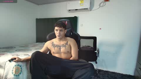 Snapshot of lei_77 chatting on January 2025 11:15:02 PM Lei online show from January 2025 11:15:02 PM