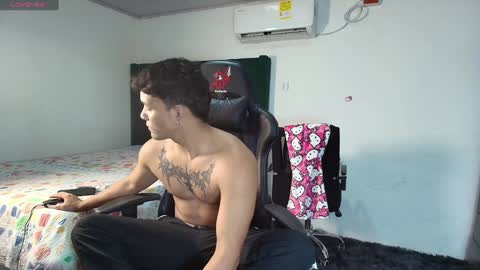 Snapshot of lei_77 chatting on January 2025 08:53:02 PM Lei online show from January 2025 08:53:02 PM