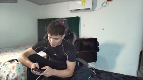 Snapshot of lei_77 chatting on January 2025 08:56:02 PM Lei online show from January 2025 08:56:02 PM