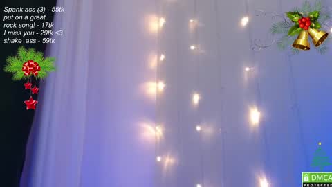 Snapshot of leia_bell chatting on December 2024 05:43:01 PM hey Im Leia and I love rock  online show from December 2024 05:43:01 PM