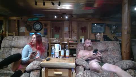 Snapshot of leia_jo chatting on June 2026 10:34:02 PM Bear online show from June 2026 10:34:02 PM