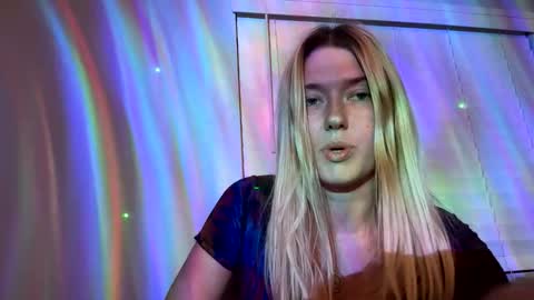 Snapshot of leiaac16 chatting on November 2025 07:18:02 AM leiaac16 online show from November 2025 07:18:02 AM