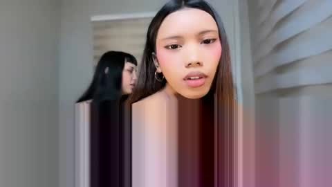 Leiah online show from March 2026 06:21:01 AM