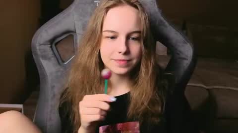 Snapshot of leiamurphy chatting on July 2026 04:46:02 PM Leia online show from July 2026 04:46:02 PM