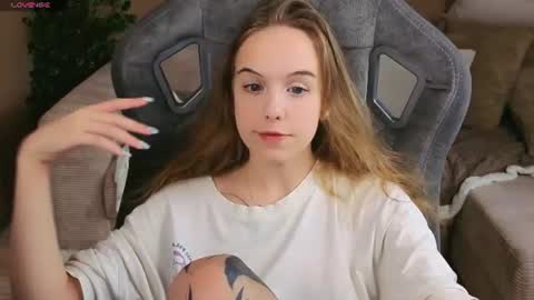 Snapshot of leiamurphy chatting on August 2026 02:16:01 PM Leia online show from August 2026 02:16:01 PM