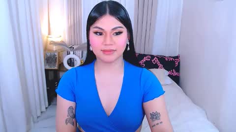 Snapshot of leighcortesi chatting on November 2025 12:32:01 AM Cailey online show from November 2025 12:32:01 AM