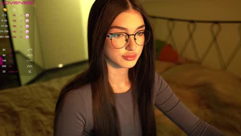 Leila online show from December 2024 04:46:02 PM