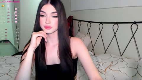 Leila online show from January 2025 08:04:02 PM