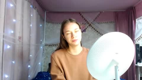 leila_bambi_ online show from November 2025 02:45:02 AM