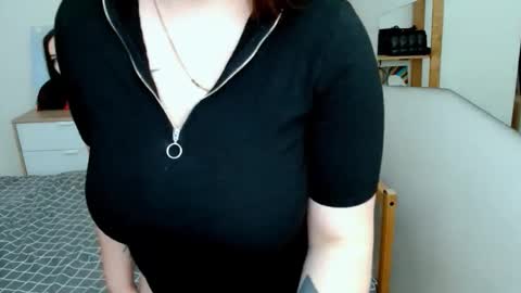 Snapshot of leila_beayte_ chatting on January 2026 05:35:01 AM Leila online show from January 2026 05:35:01 AM