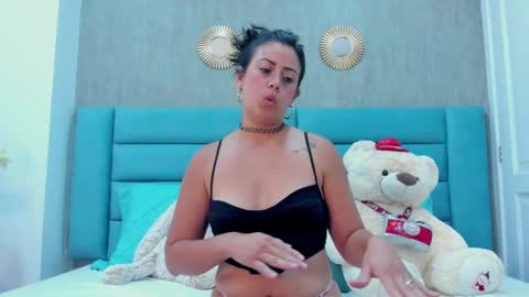   online show from February 2025 09:52:02 AM