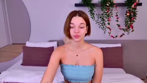 Snapshot of leilalawson chatting on February 2025 11:18:02 AM LeilaLawson online show from February 2025 11:18:02 AM