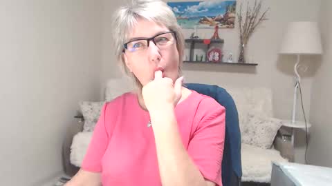 Leila Kinky online show from October 2025 03:10:02 AM