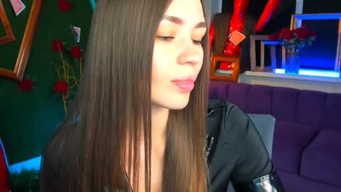 Snapshot of leilarai chatting on November 2025 01:57:02 PM Leila Rai online show from November 2025 01:57:02 PM