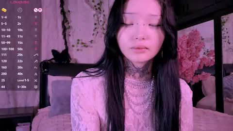 Snapshot of lein_bone chatting on October 2025 12:18:01 AM Lein online show from October 2025 12:18:01 AM