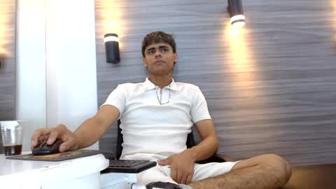 lelehott01 online show from June 2026 02:53:02 AM