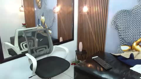 lelehott01 online show from June 2026 08:31:01 AM