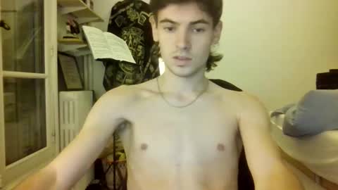 Snapshot of lelele44 chatting on November 2025 04:40:01 PM lelele44 online show from November 2025 04:40:01 PM