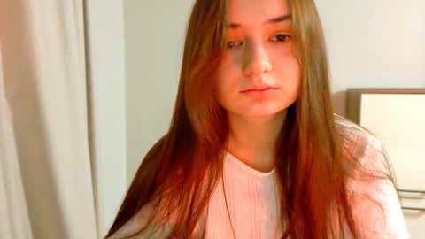 Snapshot of lelia_vibe chatting on October 2025 11:53:01 PM Lelia online show from October 2025 11:53:01 PM