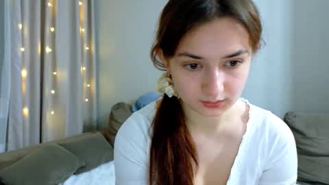 Snapshot of lelia_vibe chatting on October 2025 02:03:02 AM Lelia online show from October 2025 02:03:02 AM