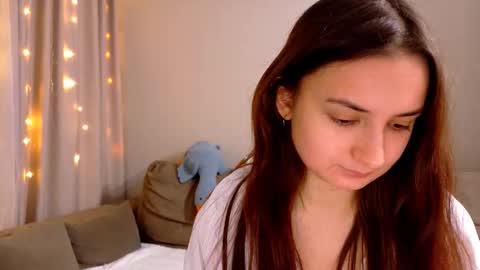 Snapshot of lelia_vibe chatting on November 2025 03:20:02 AM Lelia online show from November 2025 03:20:02 AM