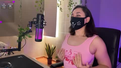 Lemi online show from November 2025 02:23:01 PM