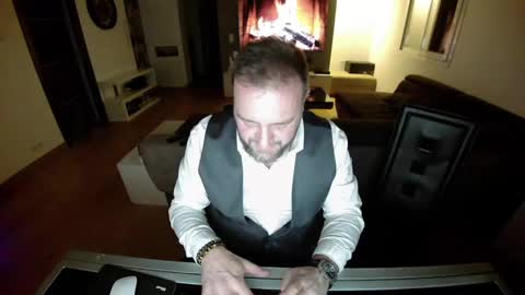 Snapshot of lemouth006 chatting on January 2025 08:43:01 PM Ange online show from January 2025 08:43:01 PM