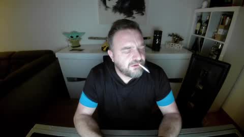 Snapshot of lemouth006 chatting on February 2025 06:01:01 PM Ange online show from February 2025 06:01:01 PM