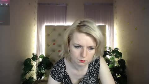 Lena online show from December 2024 04:16:02 AM