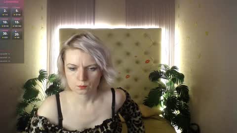Lena online show from January 2025 06:56:02 AM