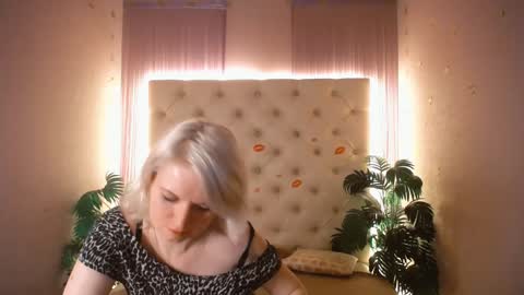 Lena online show from January 2025 02:15:01 PM
