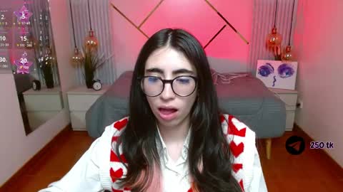 Lena online show from May 2026 07:22:02 PM