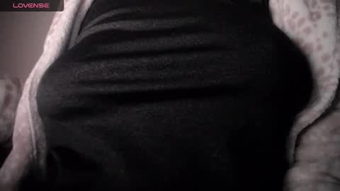 Snapshot of lenagolden chatting on February 2026 01:44:02 AM lenagolden online show from February 2026 01:44:02 AM