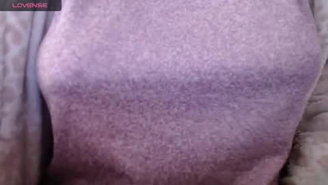 lenagolden online show from April 2026 12:05:02 PM