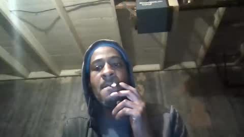 Snapshot of leo199984 chatting on October 2025 02:33:01 AM leo199984 online show from October 2025 02:33:01 AM