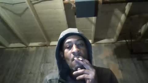 Snapshot of leo199984 chatting on November 2025 05:57:02 PM leo199984 online show from November 2025 05:57:02 PM