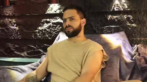 Leo  Diaz online show from November 2025 11:49:02 PM