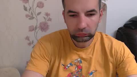 Snapshot of leo_gianni chatting on May 2026 05:35:01 AM Leo Gianni online show from May 2026 05:35:01 AM