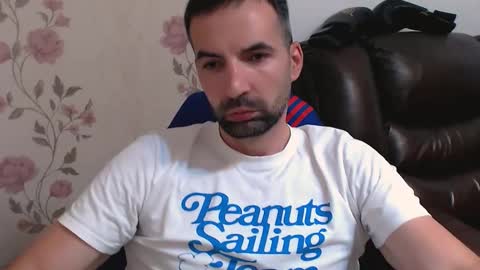 Snapshot of leo_gianni chatting on June 2026 12:14:02 PM Leo Gianni online show from June 2026 12:14:02 PM