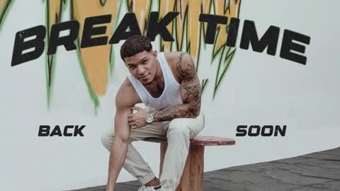 Leo independent model online show from November 2025 12:32:02 AM