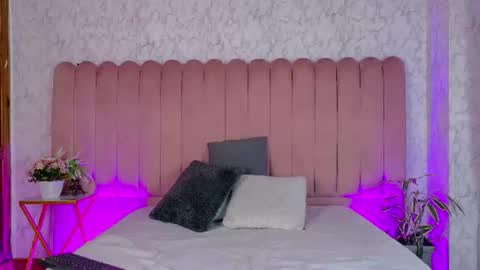 Leo Williams online show from July 2026 12:00:02 PM