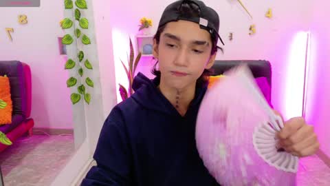 Snapshot of leoadamss chatting on January 2025 01:28:01 PM Leo online show from January 2025 01:28:01 PM