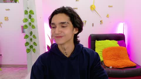 Snapshot of leoadamss chatting on January 2025 07:31:02 PM Leo online show from January 2025 07:31:02 PM