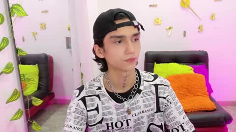 Snapshot of leoadamss chatting on January 2025 01:11:01 PM Leo online show from January 2025 01:11:01 PM