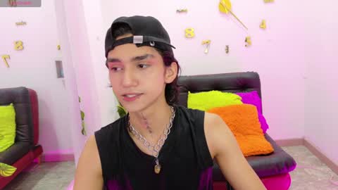 Snapshot of leoadamss chatting on January 2025 12:52:01 PM Leo online show from January 2025 12:52:01 PM